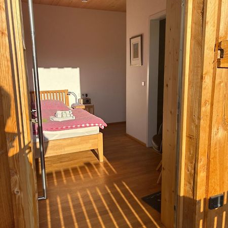 Uebernachtung Beim Bio-Metzger "Zimmer Rosl" Mössingen Extérieur photo