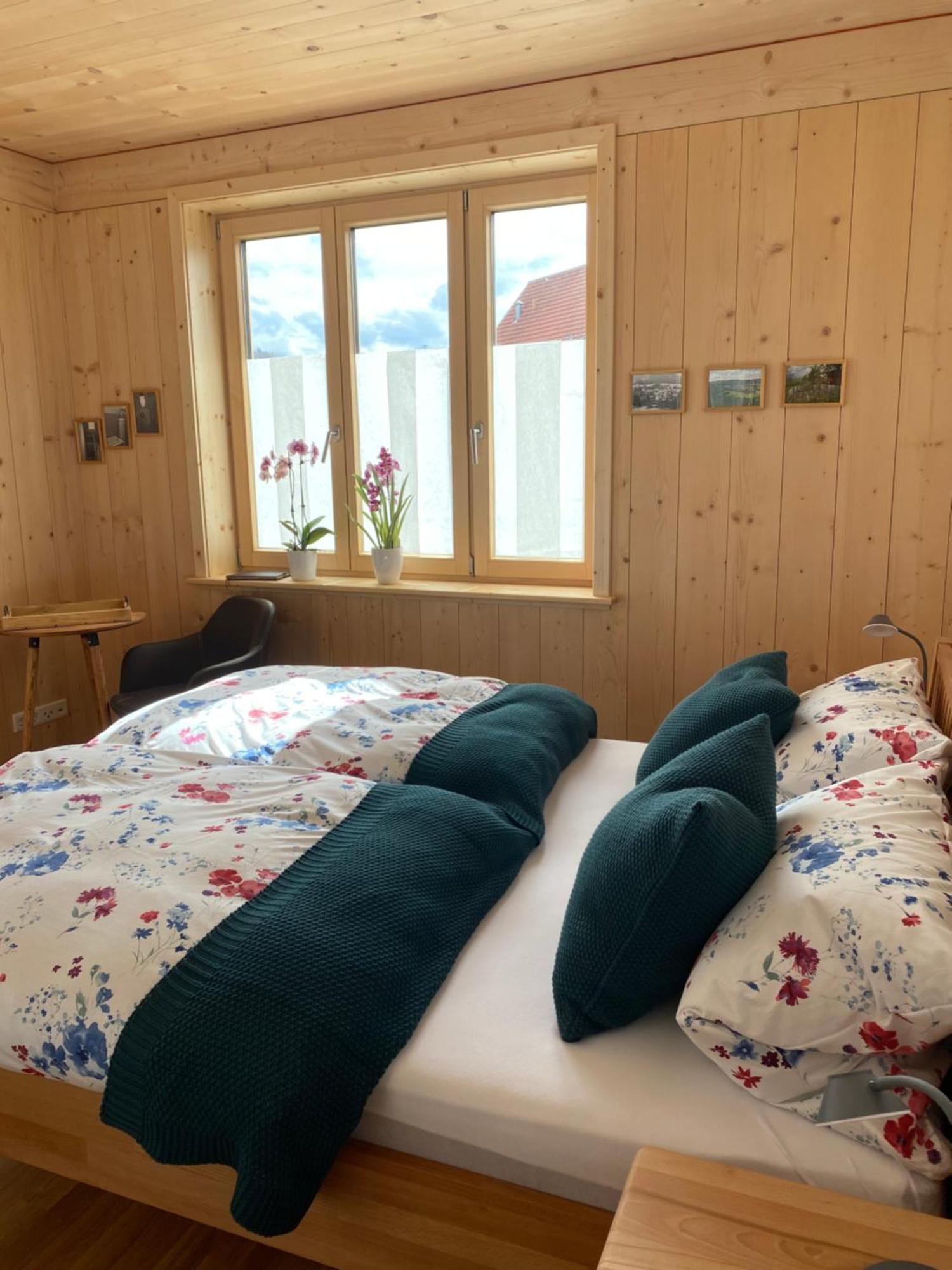 Uebernachtung Beim Bio-Metzger "Zimmer Rosl" Mössingen Extérieur photo